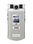 Best available price of Sony Ericsson Z800 in Uruguay
